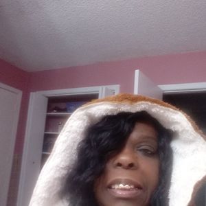 Meet your Posher, Natasha